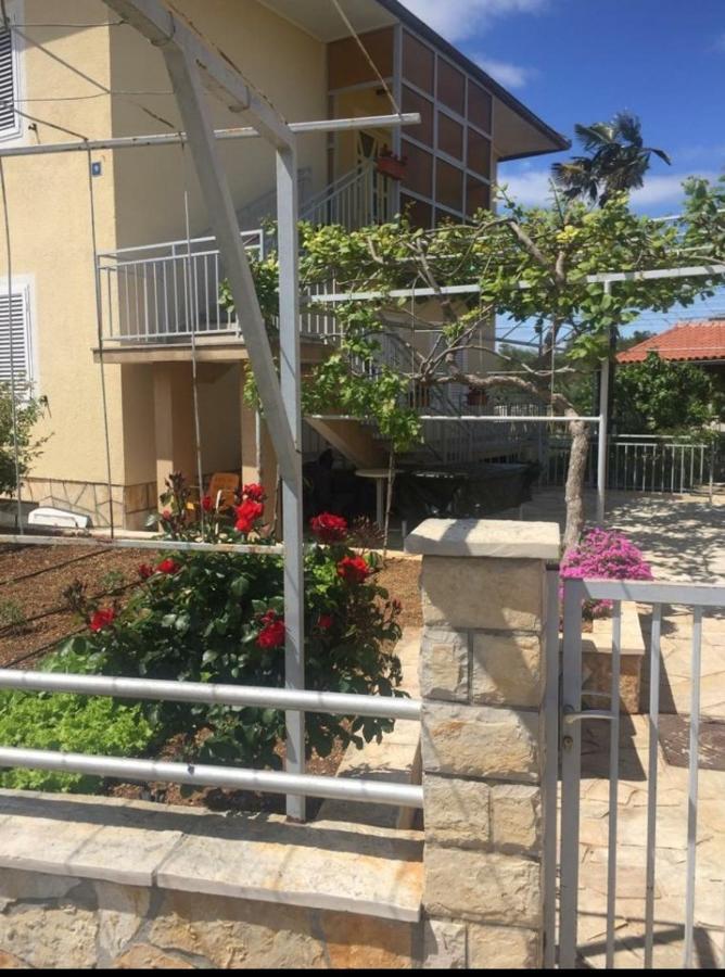 Leticia Hotel Biograd na Moru Kültér fotó